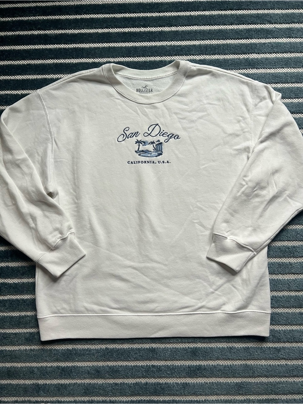 Hollister San Diego Crewneck Sweatshirt